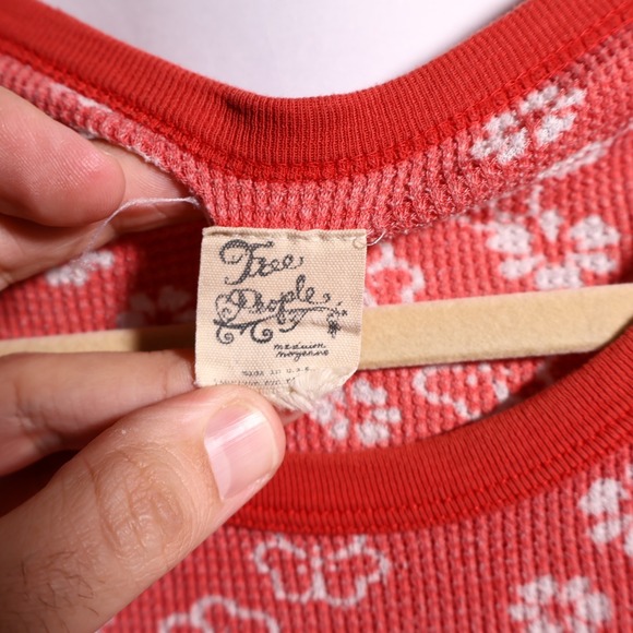 VTG Free People Tomato Red Floral Thermal Top Long Sleeve Y2K M USA Made Grunge - Picture 3 of 8